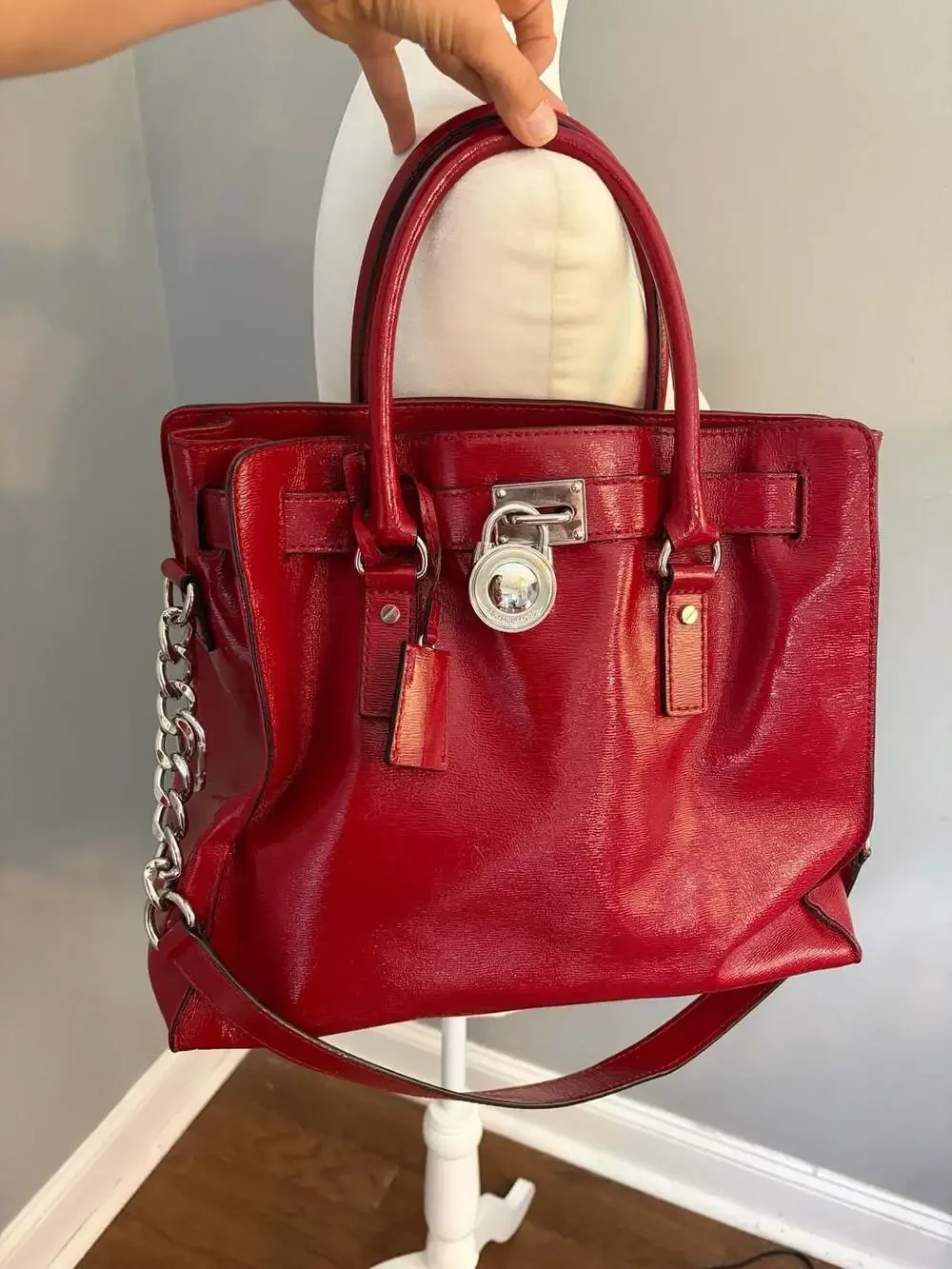 MICHAEL MICHAEL KORS Hamilton Large Red Patent Leather Satchel Tote Bag